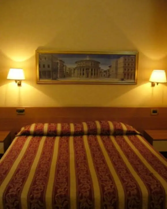 **  Hotel Milazzo Roma Ιταλία